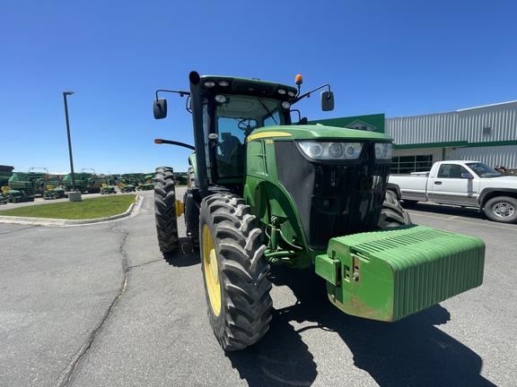 2012 John Deere 7215R Tractor