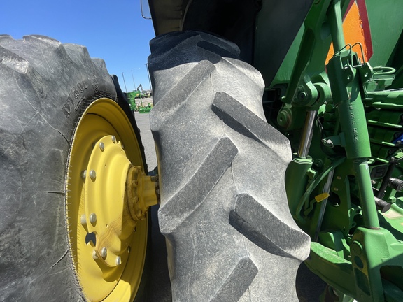 2012 John Deere 7215R Tractor