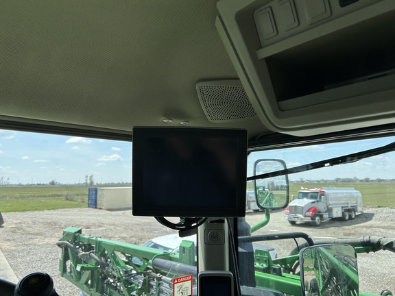 2024 John Deere 412R Sprayer/High Clearance