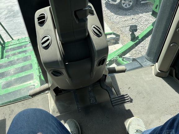 2024 John Deere 412R Sprayer/High Clearance