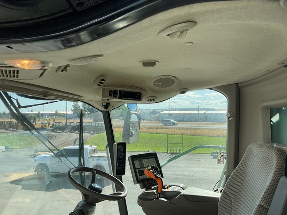 2022 John Deere S780 Combine