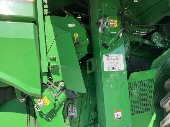2022 John Deere S780 Combine