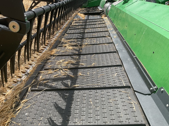 2023 John Deere HD35R Header Combine