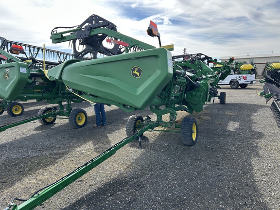 2023 John Deere HD35R Header Combine