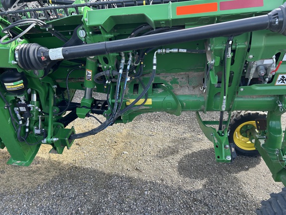 2023 John Deere HD35R Header Combine