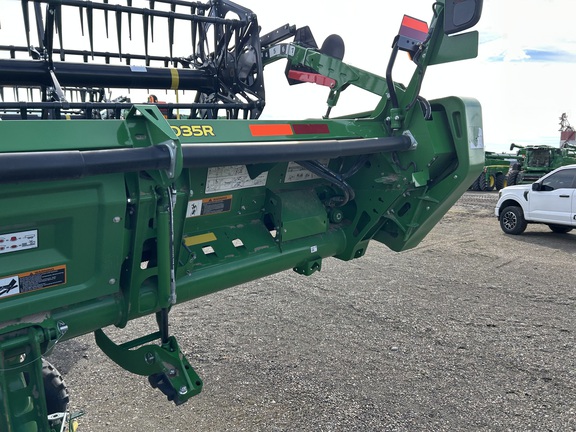 2023 John Deere HD35R Header Combine
