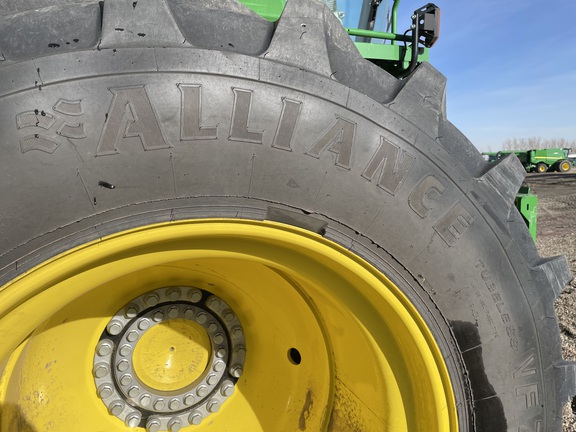 2023 John Deere X9 1100 Combine