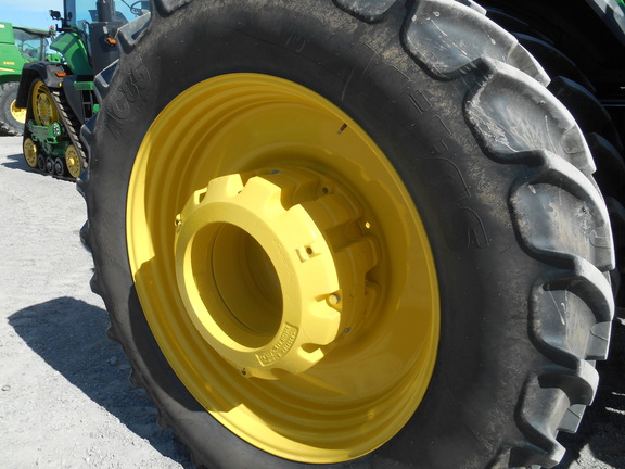 2023 John Deere 8R 340 Tractor