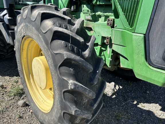 2000 John Deere 8110 Tractor