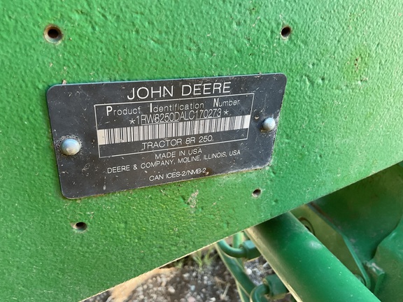2020 John Deere 8R 250 Tractor