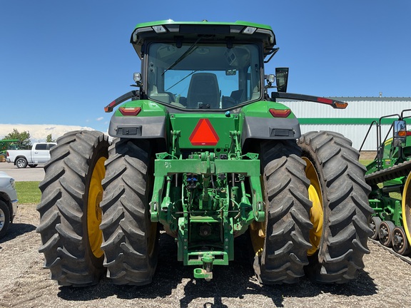 2020 John Deere 8R 250 Tractor