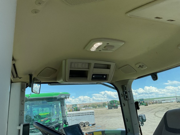 2020 John Deere 8R 250 Tractor
