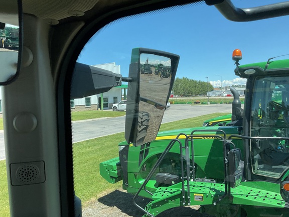 2020 John Deere 8R 250 Tractor