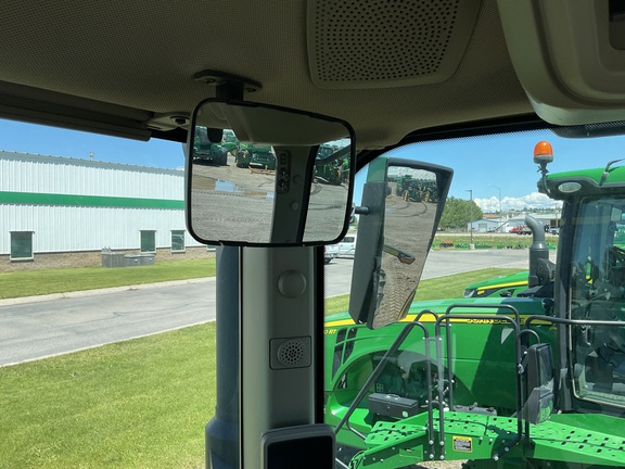 2020 John Deere 8R 250 Tractor
