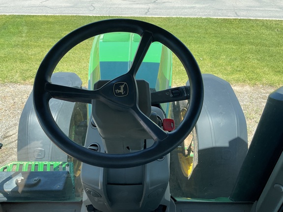 2020 John Deere 8R 250 Tractor