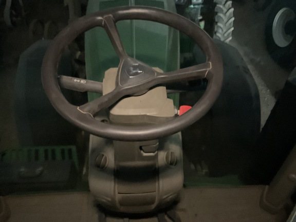 2020 John Deere 8R 250 Tractor