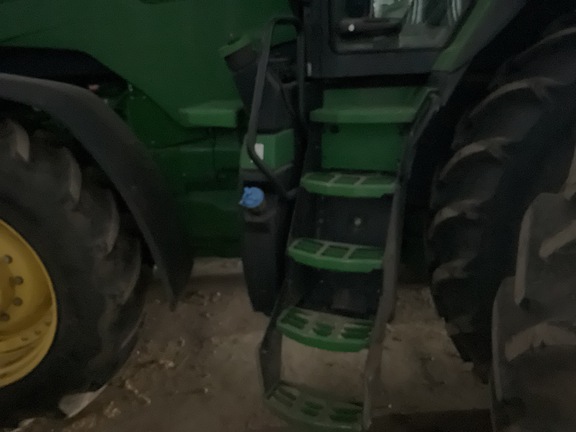 2020 John Deere 8R 250 Tractor