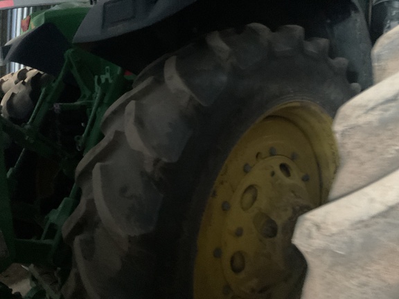 2020 John Deere 8R 250 Tractor