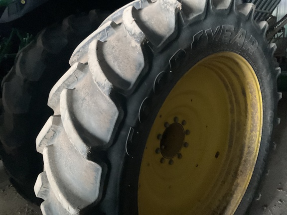 2020 John Deere 8R 250 Tractor