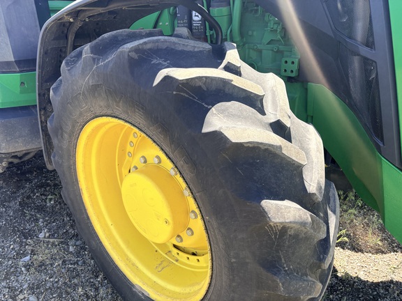 2020 John Deere 8R 250 Tractor