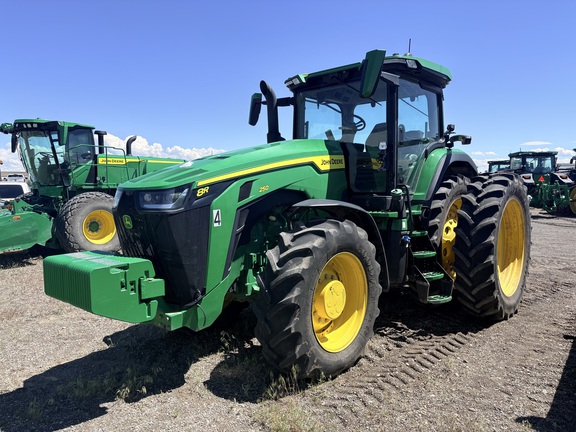 2020 John Deere 8R 250 Tractor