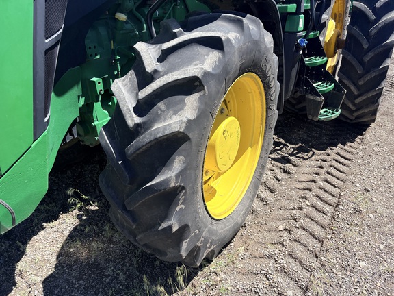 2020 John Deere 8R 250 Tractor