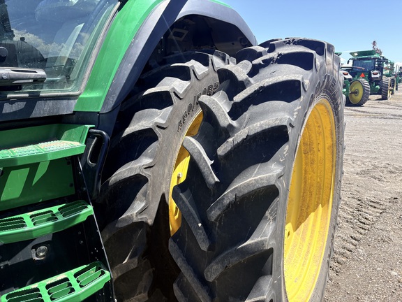 2020 John Deere 8R 250 Tractor