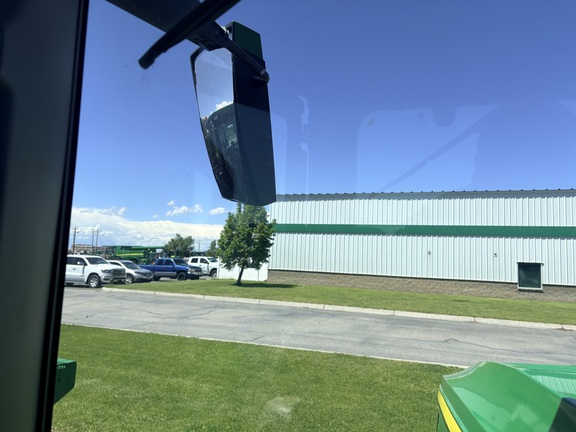 2020 John Deere 8R 250 Tractor