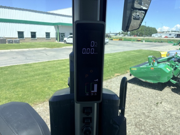 2020 John Deere 8R 250 Tractor