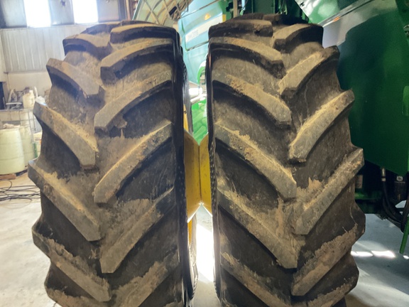 2023 John Deere S780 Combine