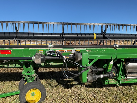 2023 John Deere 735D Header Combine