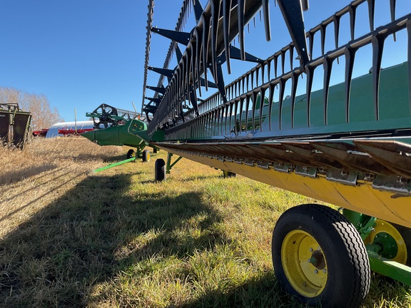 2023 John Deere 735D Header Combine