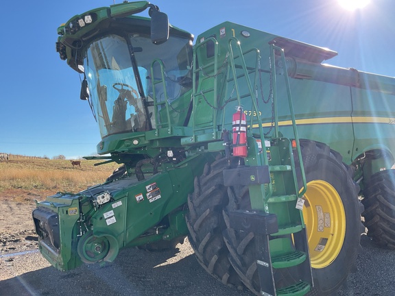 2023 John Deere S780 Combine