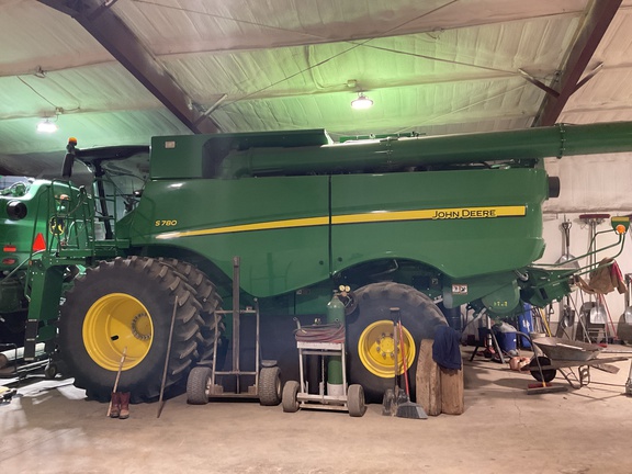 2019 John Deere S780 Combine