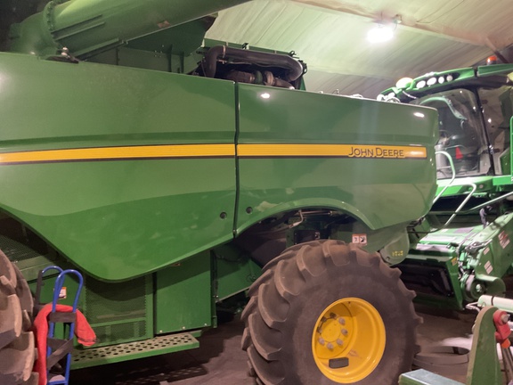 2019 John Deere S780 Combine