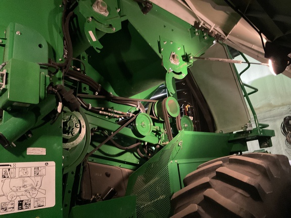 2019 John Deere S780 Combine