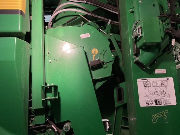 2019 John Deere S780 Combine