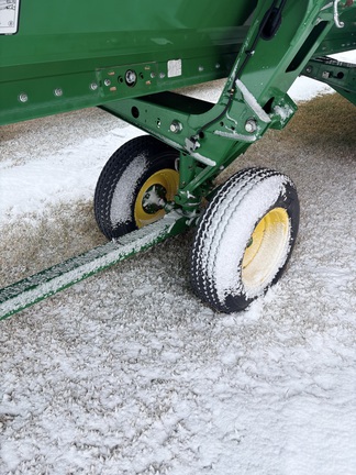 2019 John Deere 735D Header Combine