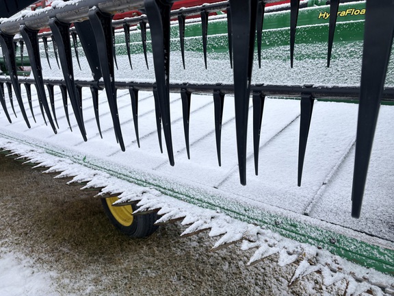 2019 John Deere 735D Header Combine
