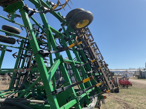 2001 John Deere 1900 Air Seeder
