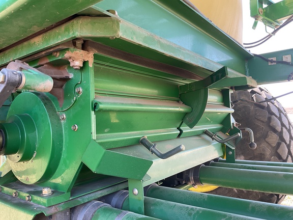 2001 John Deere 1900 Air Seeder
