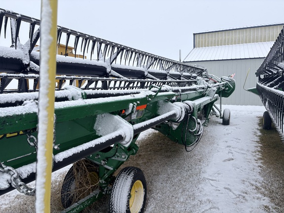 2019 John Deere 735D Header Combine