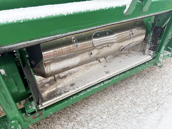 2019 John Deere 735D Header Combine