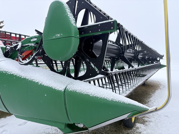 2019 John Deere 735D Header Combine