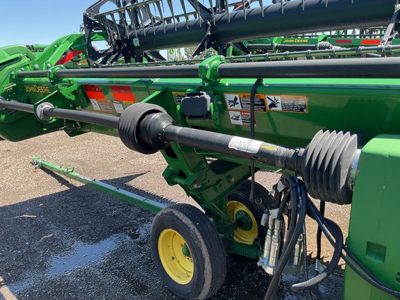 2019 John Deere 735D Header Combine