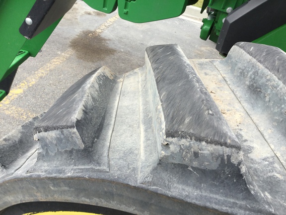 2022 John Deere 8RT 370 Tractor Rubber Track
