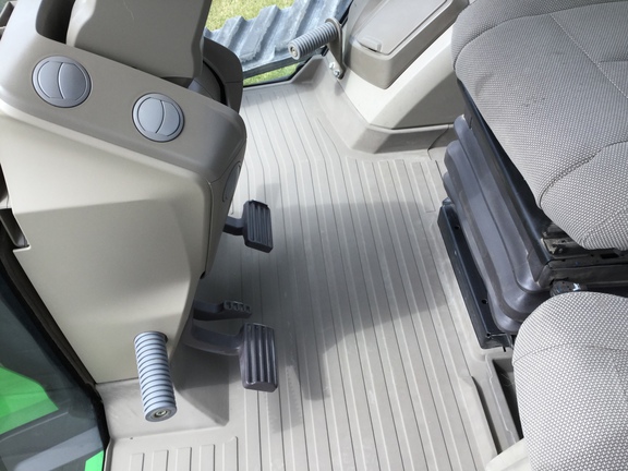 2022 John Deere 8RT 370 Tractor Rubber Track