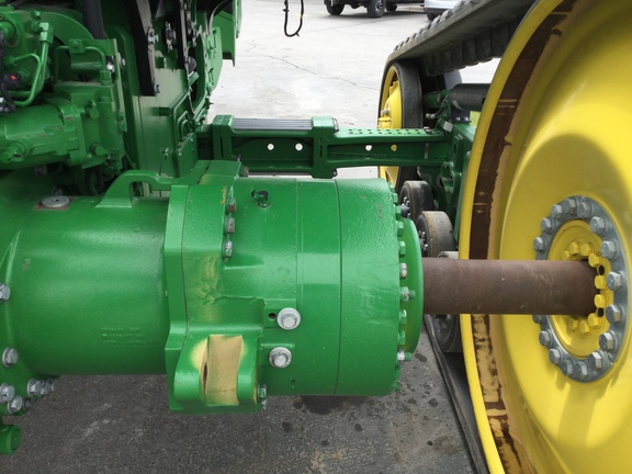 2022 John Deere 8RT 370 Tractor Rubber Track