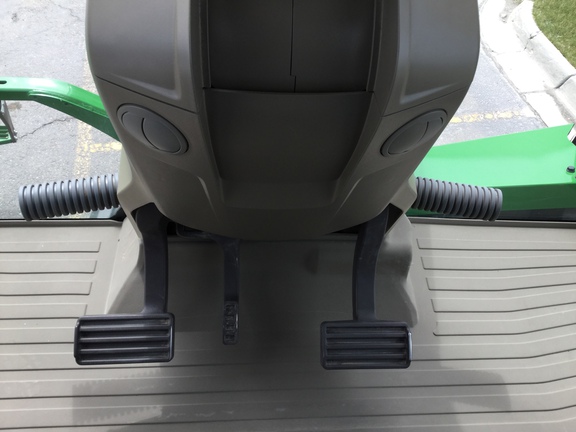 2022 John Deere 8RT 370 Tractor Rubber Track