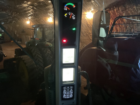 2015 Case IH Magnum 380 Rowtrac Tractor